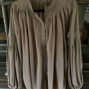 Taupe blouse, beautiful pleated sleeves, unique!